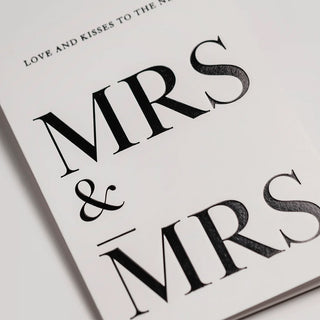 Mrs & Mrs Love and Kisses Grußkarte