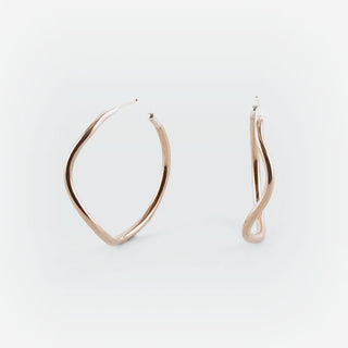 Wave Hoops Large – 14k gold plated