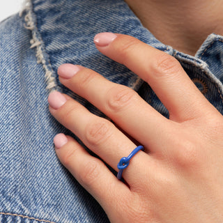 Love Knot Ring Dazzling Blue