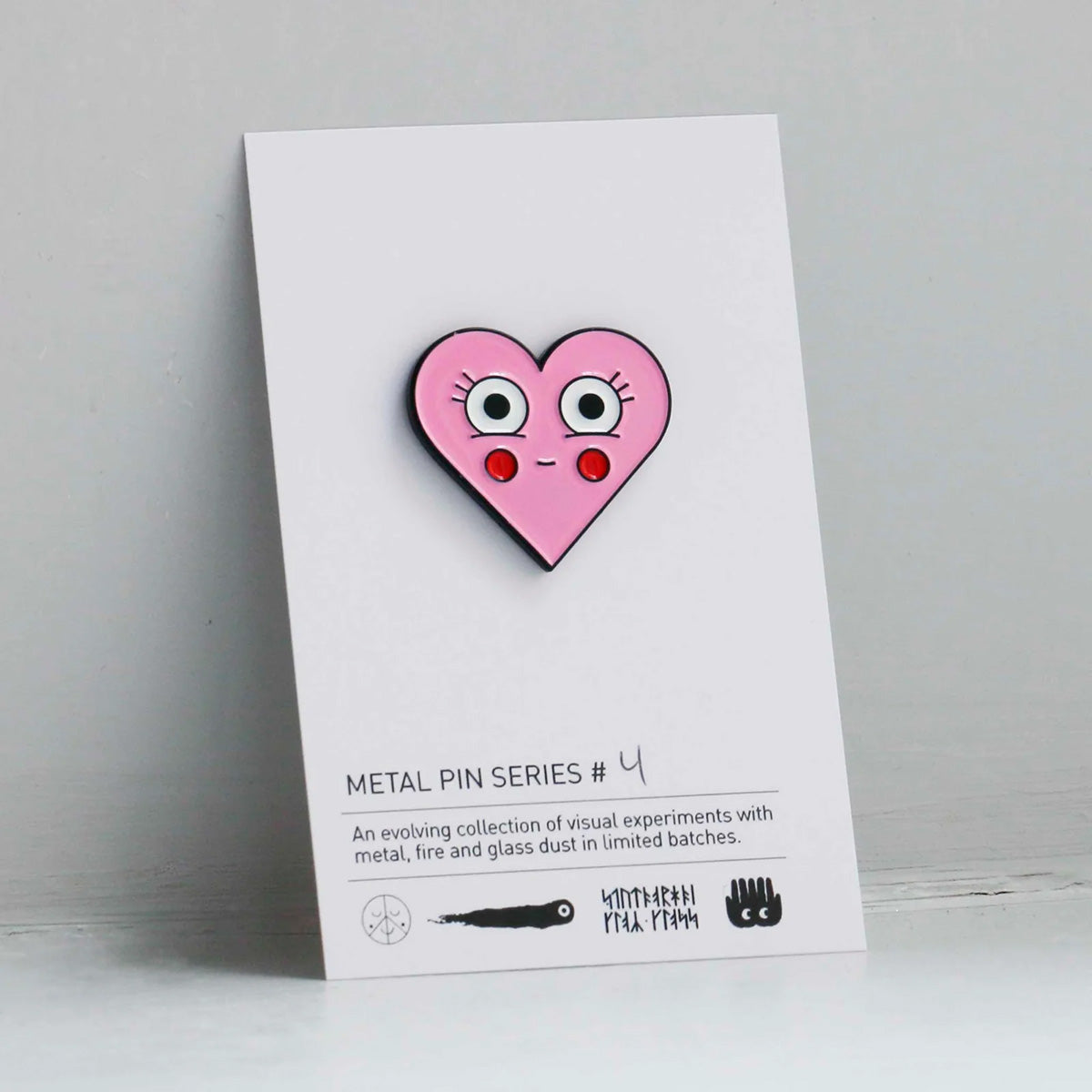 Arhoj Pin Heart