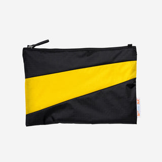 The New Pouch M Black & Sunflower