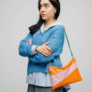 The New Pouch Medium